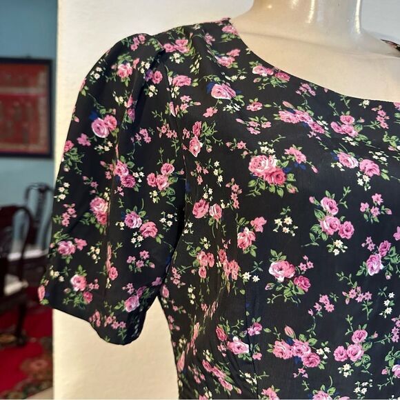 FOREVER 21 FLORAL FIT & FLARE SHORT SLEEVE‎ MINI DRESS MEDIUM COTTAGECORE FAIRY - Picture 3 of 11